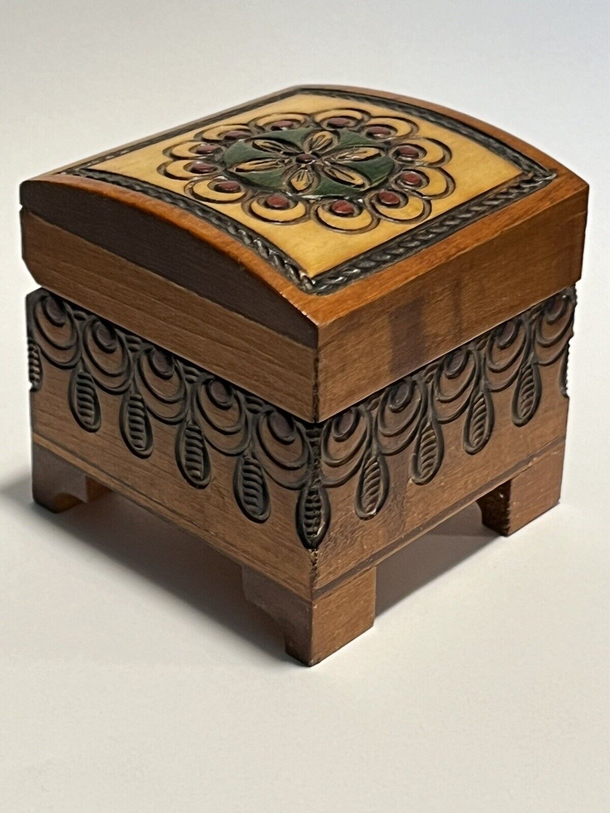 Vintage Small Tiny Wood Trinket Box, Carved Flower , Hinge Top