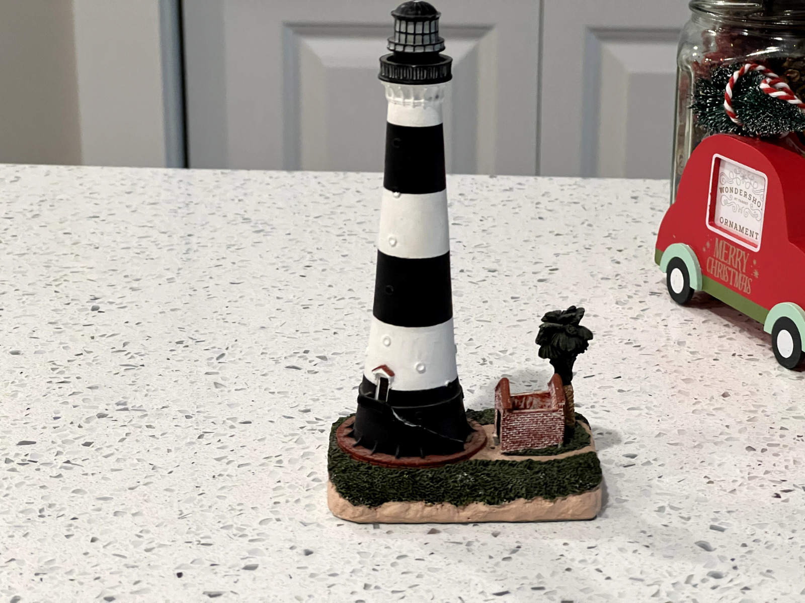 American Heritage Cape Canaveral FL 1868 lighthouse Figurine VIntage
