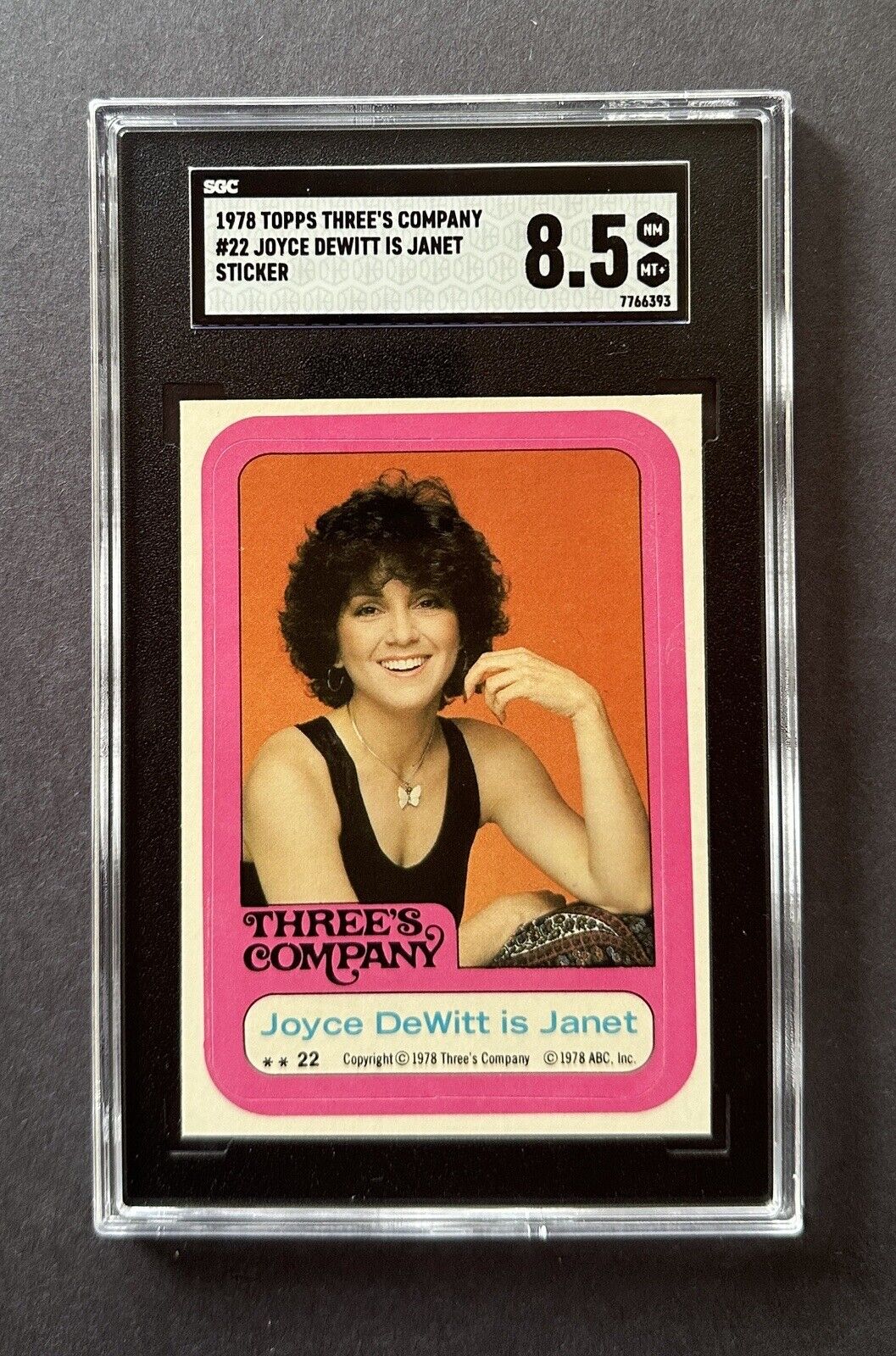 1978 Topps Three's Company JOYCE DEWITT IS JANET #22 Rookie RC SGC 8.5 NM-MT+