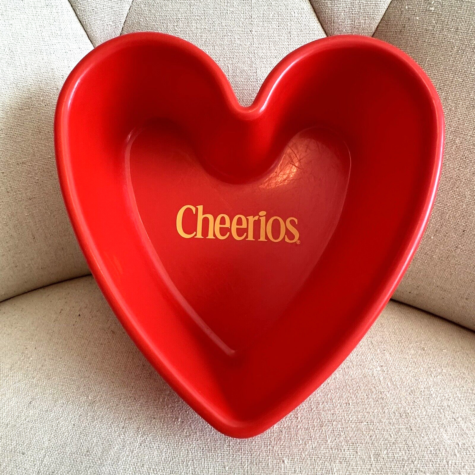 Vintage 2001 Cheerios Red Heart Bowl General Mills Cereal Plastic Shaped Yellow
