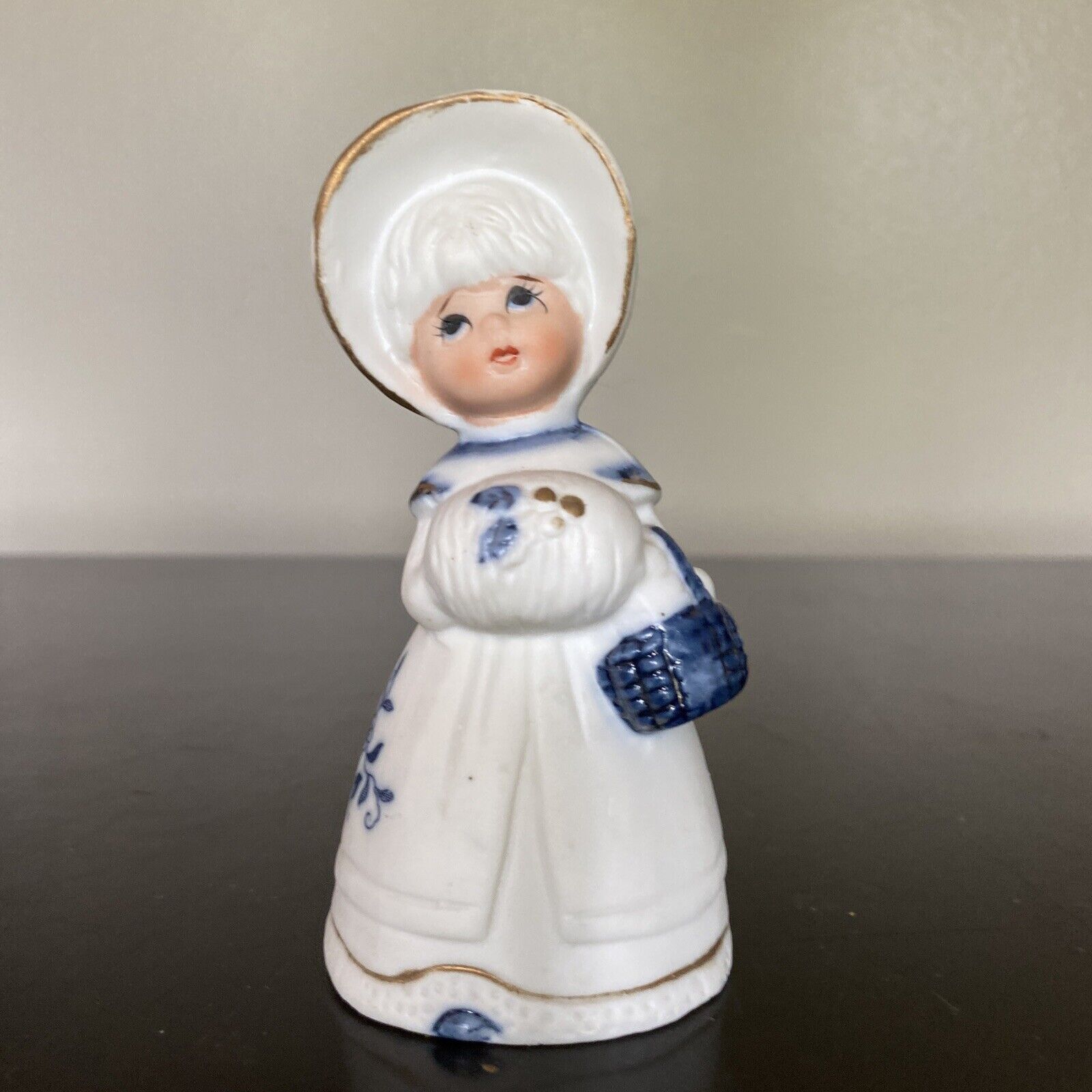 VINTAGE ROYAL MAJESTIC BELL PORCELAIN FIGURINE BY JASCO girl with Mitten