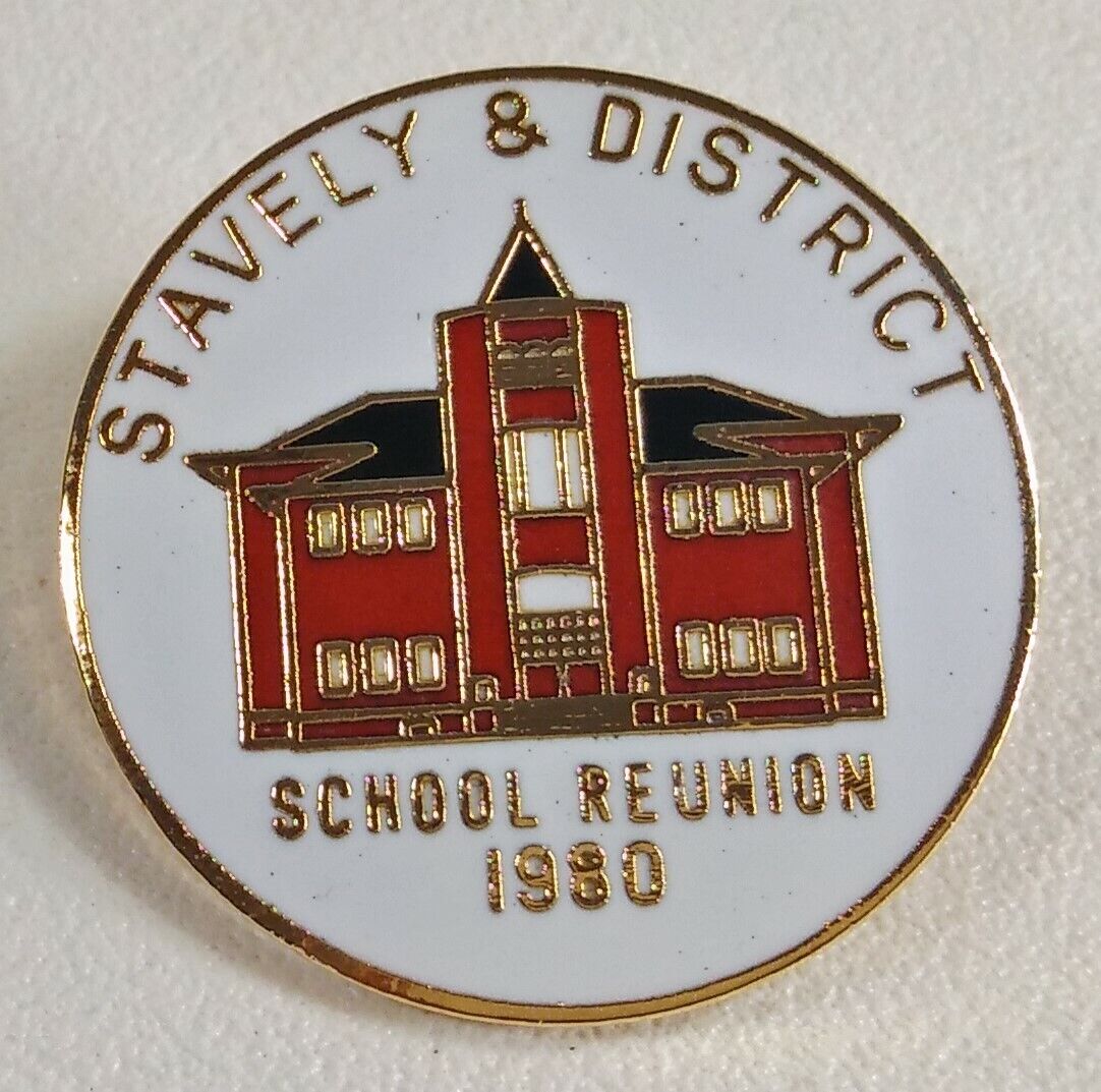 Stavely & District 1980 School Reunion Pin Back 1\