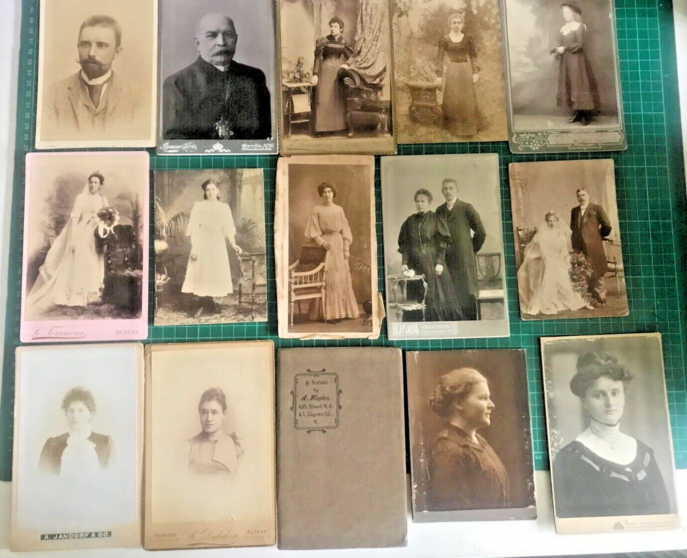 Large job lot of Cabinet/cdv cards - well over 100