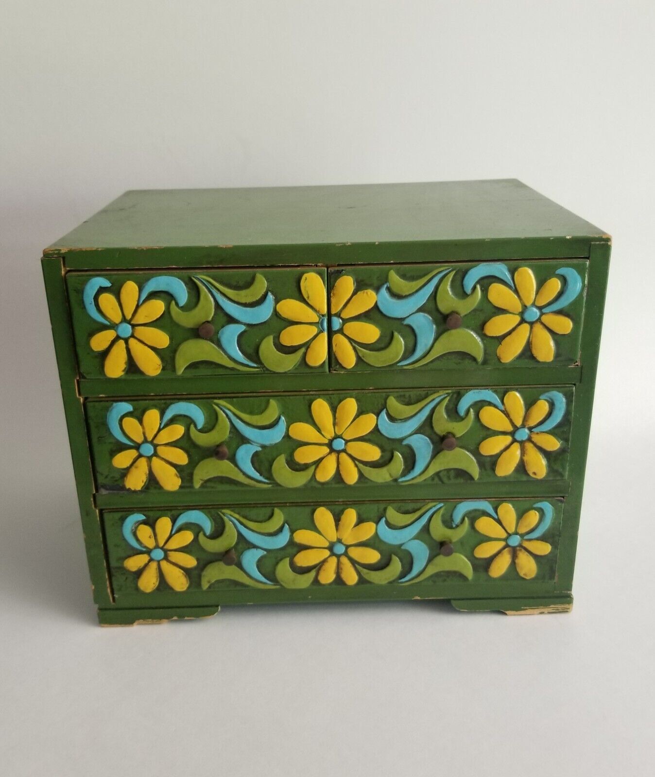 Vintage Green Wood Flower Carved Trinket/Jewelry Box With Drawers 