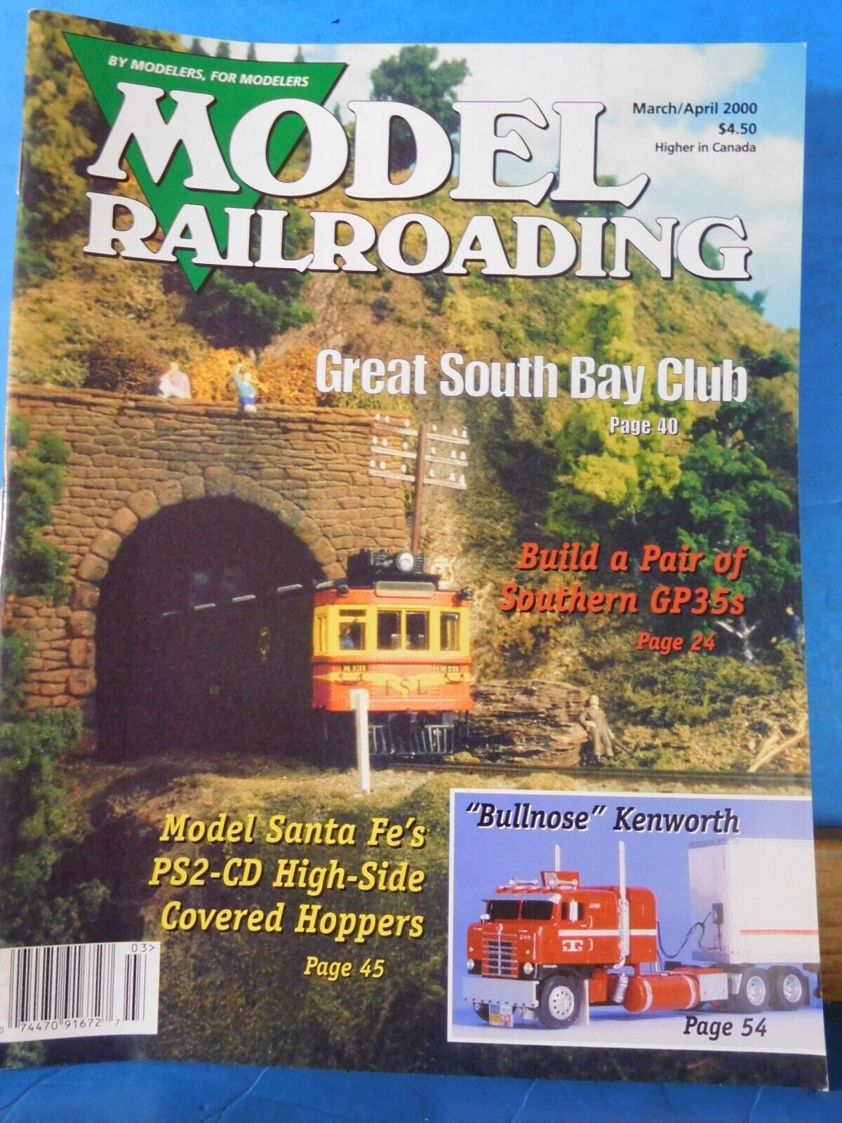 Model Railroading 2000 March April Southern GP35s SF PS2-CD High side covered ho