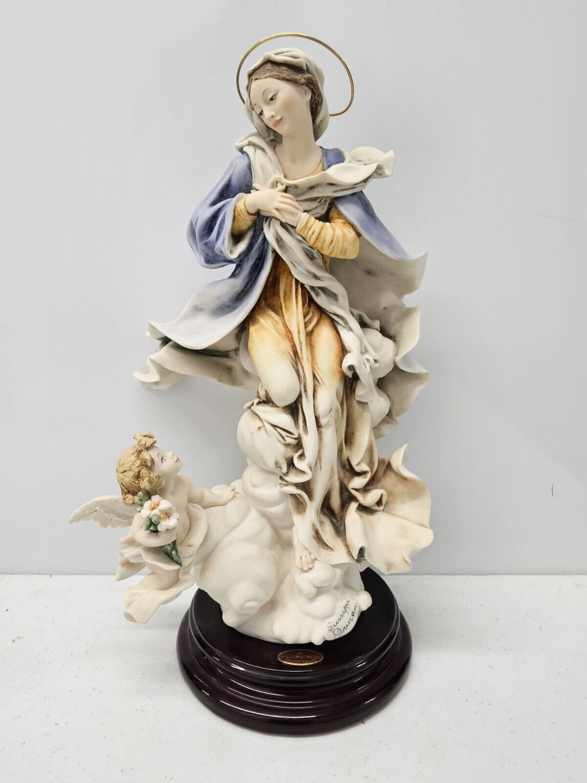 Giuseppe Armani Florence Madonna with Angel Figurine # 0440C MADE IN ITALY 