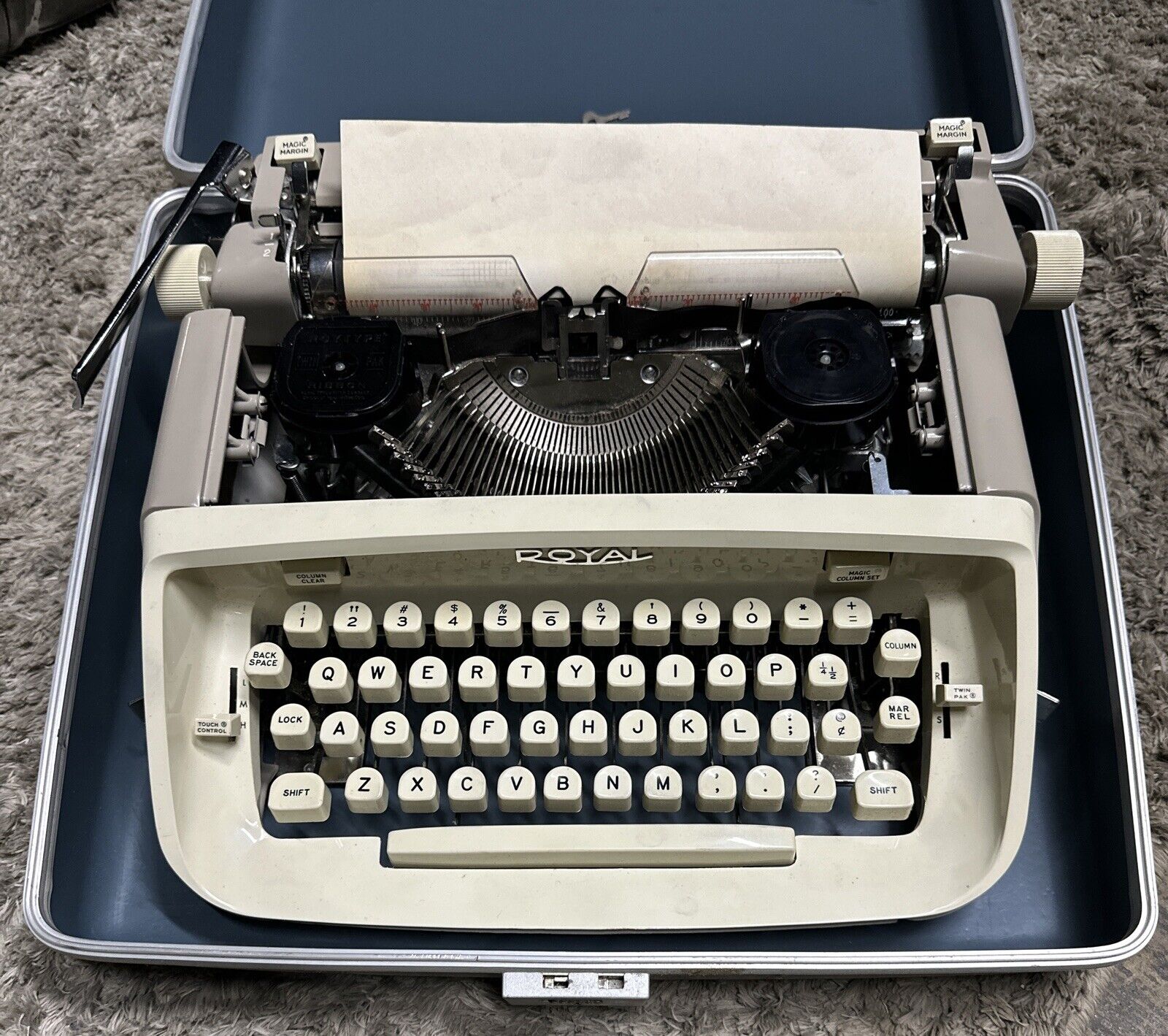 Vintage Royal Safari Typewriter Almond w Case  And key  Mid Century