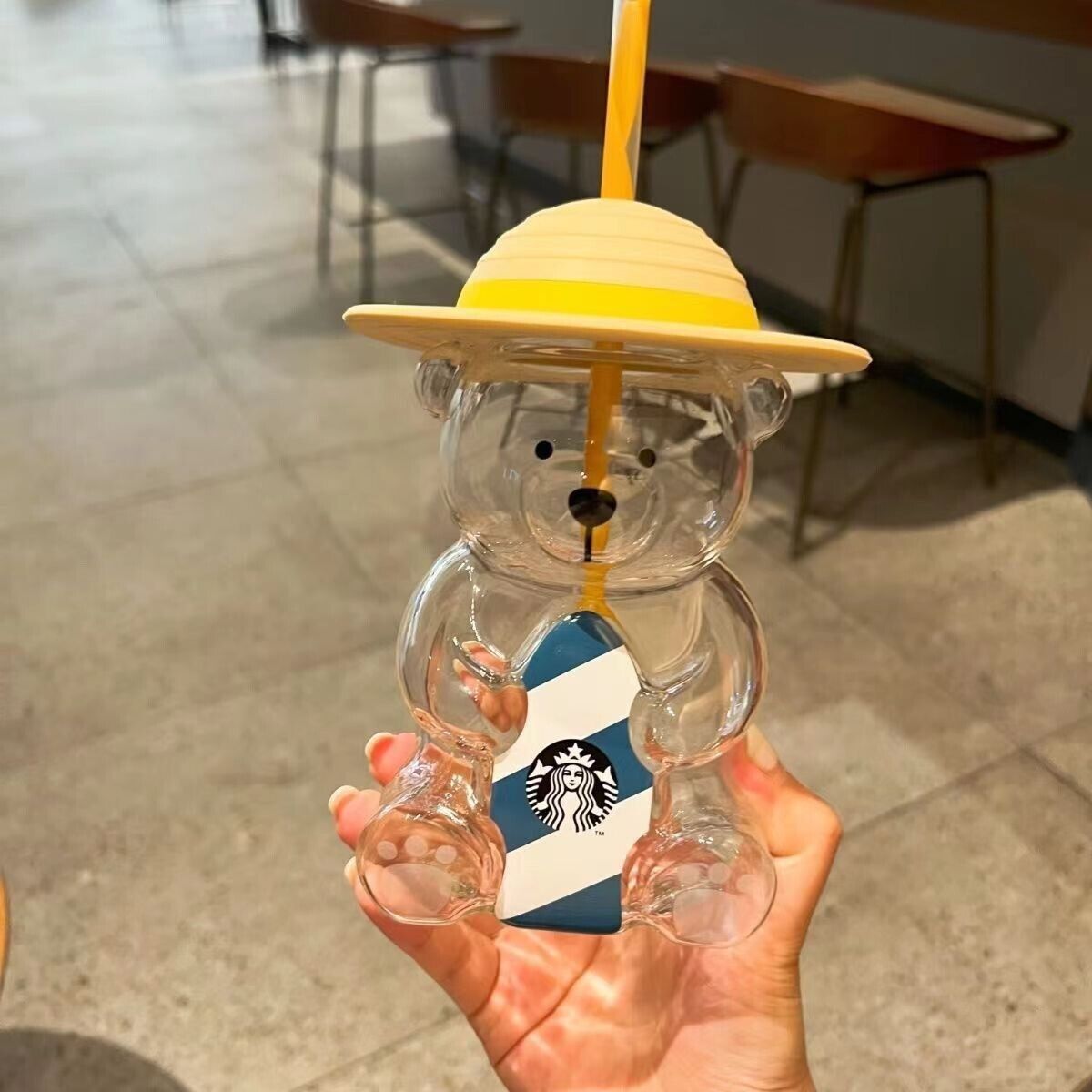 New hot Starbucks Korea 2022 Summer Yellow Hat Bear 16oz Glass Straw Cup Tumbler