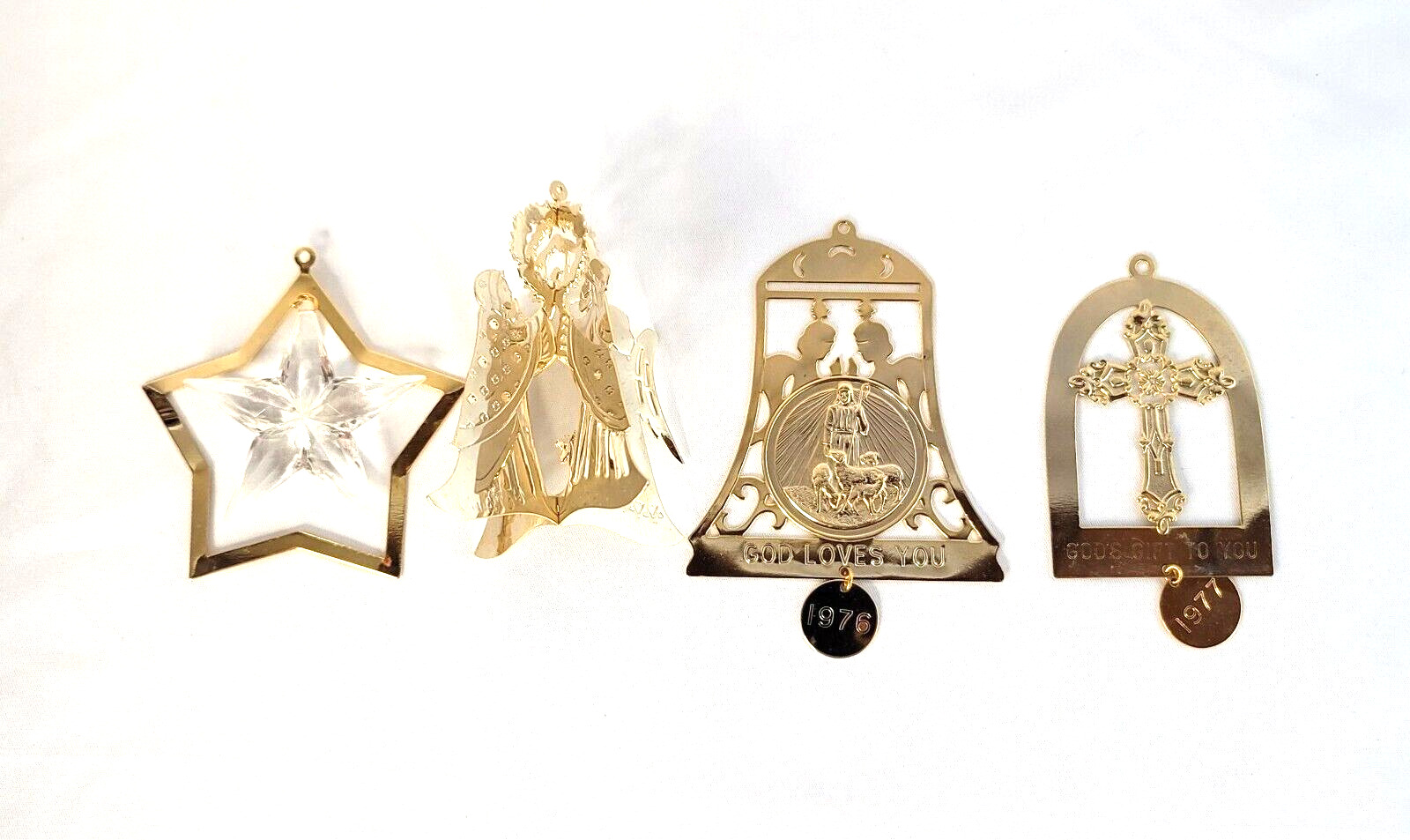Lot Of 4 Vintage Metal Christmas Tree Ornaments Holiday Decoration 70s 80s
