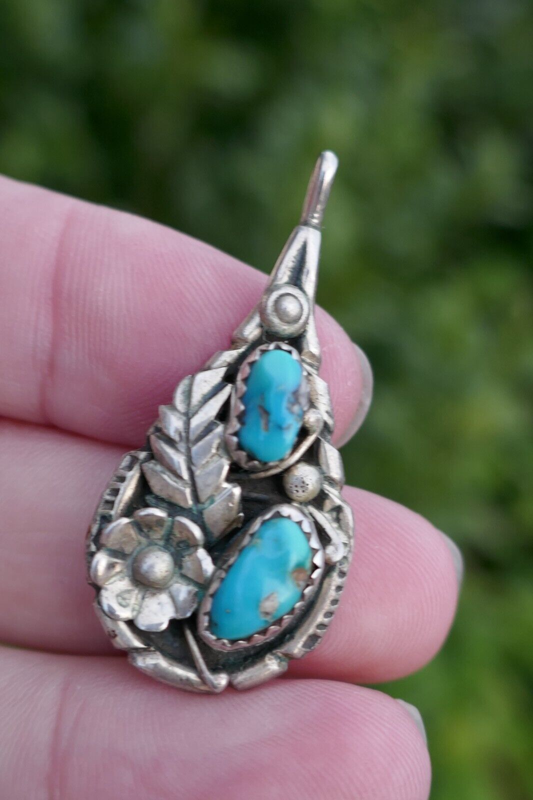 Vintage Navajo Sterling Silver Turquoise Flower & Leaf Designed Pendant