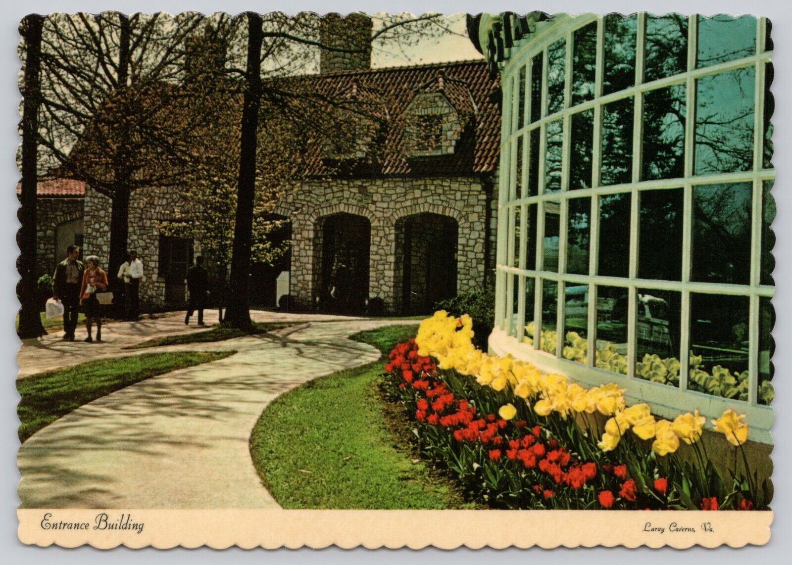 Postcard Luray Virginia Entrance Building to The Beautiful Caverns of Luray
