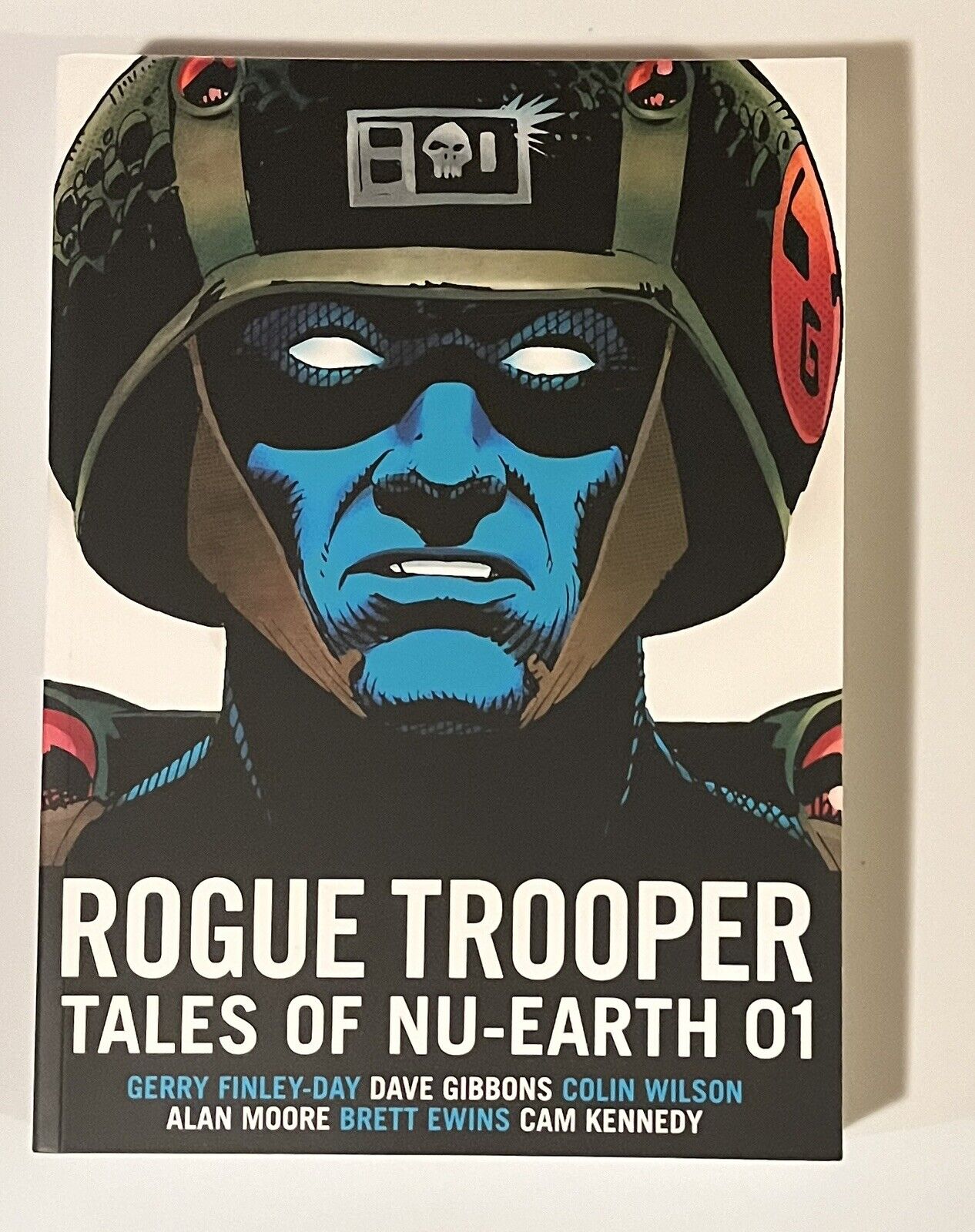 ROGUE TROOPER  -TALES OF NU-EARTH Vol 1 TPB  (NM) - 2000AD
