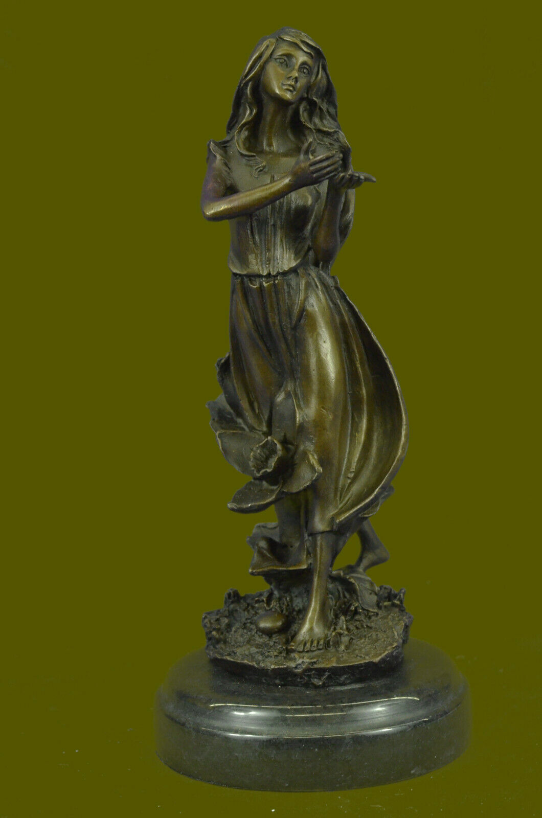 Handcrafted Pretty Young Maiden Girl With Flower Bronze Sculpture Art Decorative
