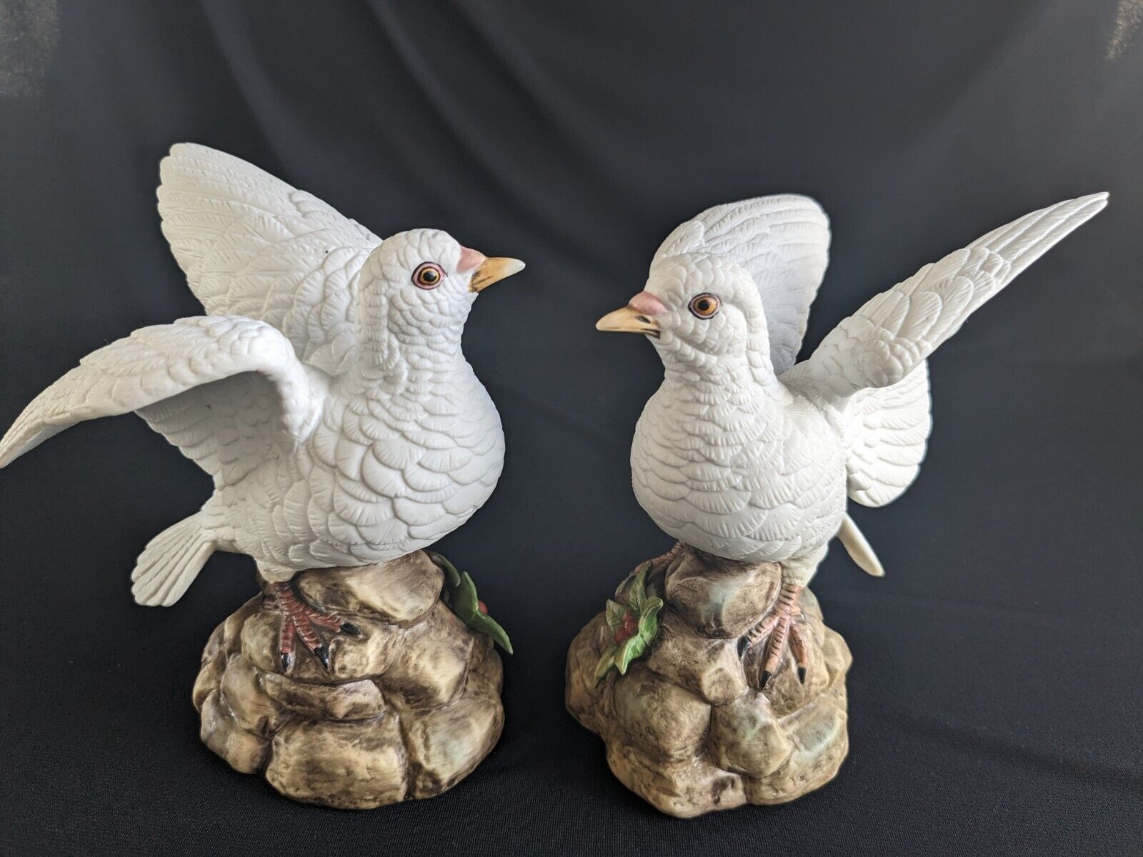 Vintage White Dove Bird Figurines By Kiyoto