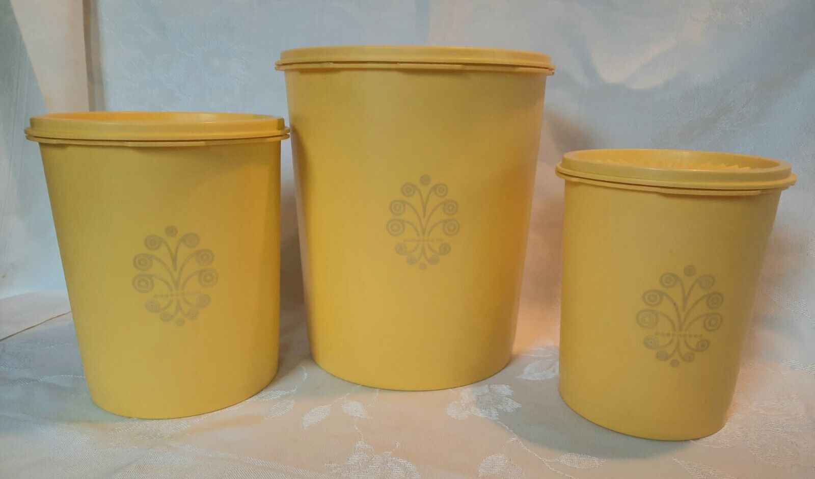 Vintage 3 Piece Tupperware canister set Servalier Harvest yellow nesting