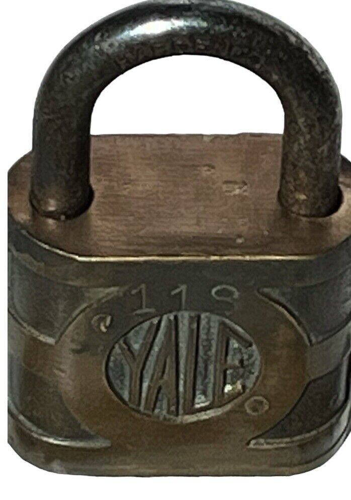 Antique/Vintage Yale Padlock Works Has Key 1934 to late 40's all brass