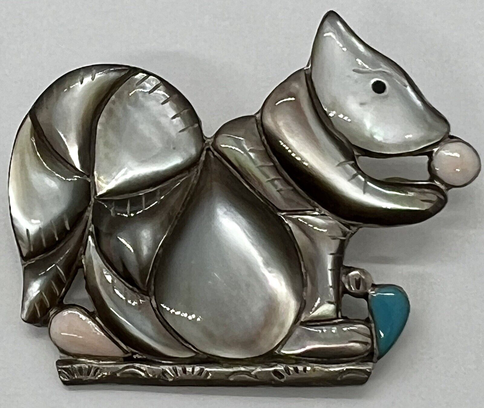 Native American Jewelry Vintage Squirrel Pendant/Pin by Ann & Porfilio Sheyka