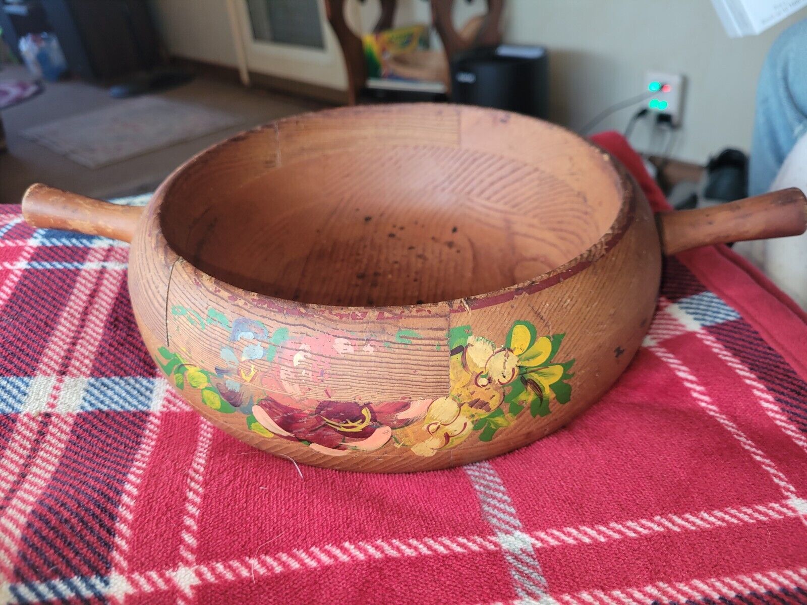 Vintage ROBINHOOD Ware Wooden Bowl