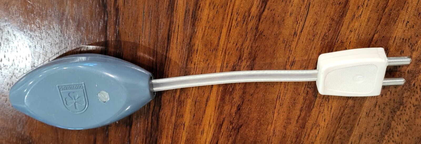 Rare Vintage Grundig Antenna, FM? Gray and White, Excellent Condition, Untested
