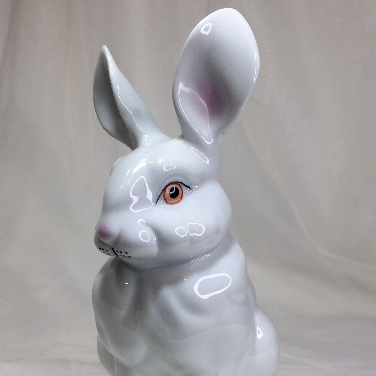 6.75” Vintage Bunny Rabbit Figurine, Mexico, Glazed Porcelain, Collectible❤️