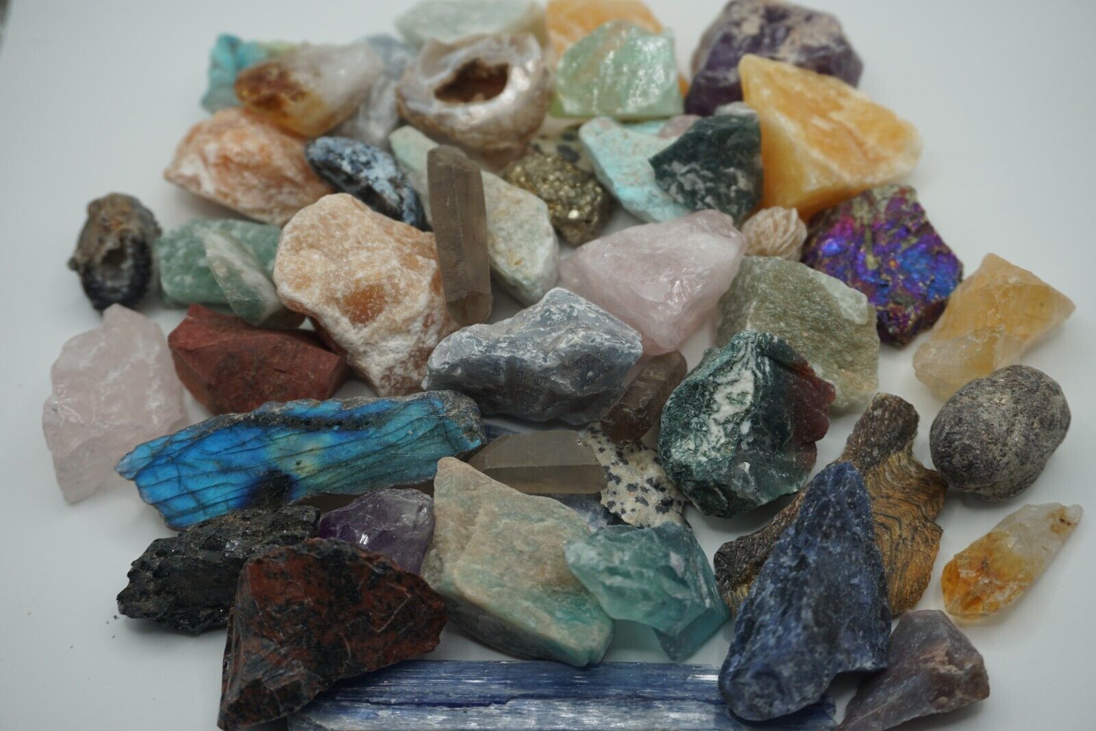 Crafters Collection 1 Lb Natural Crystals Mineral Specimens Mixed Gemstones