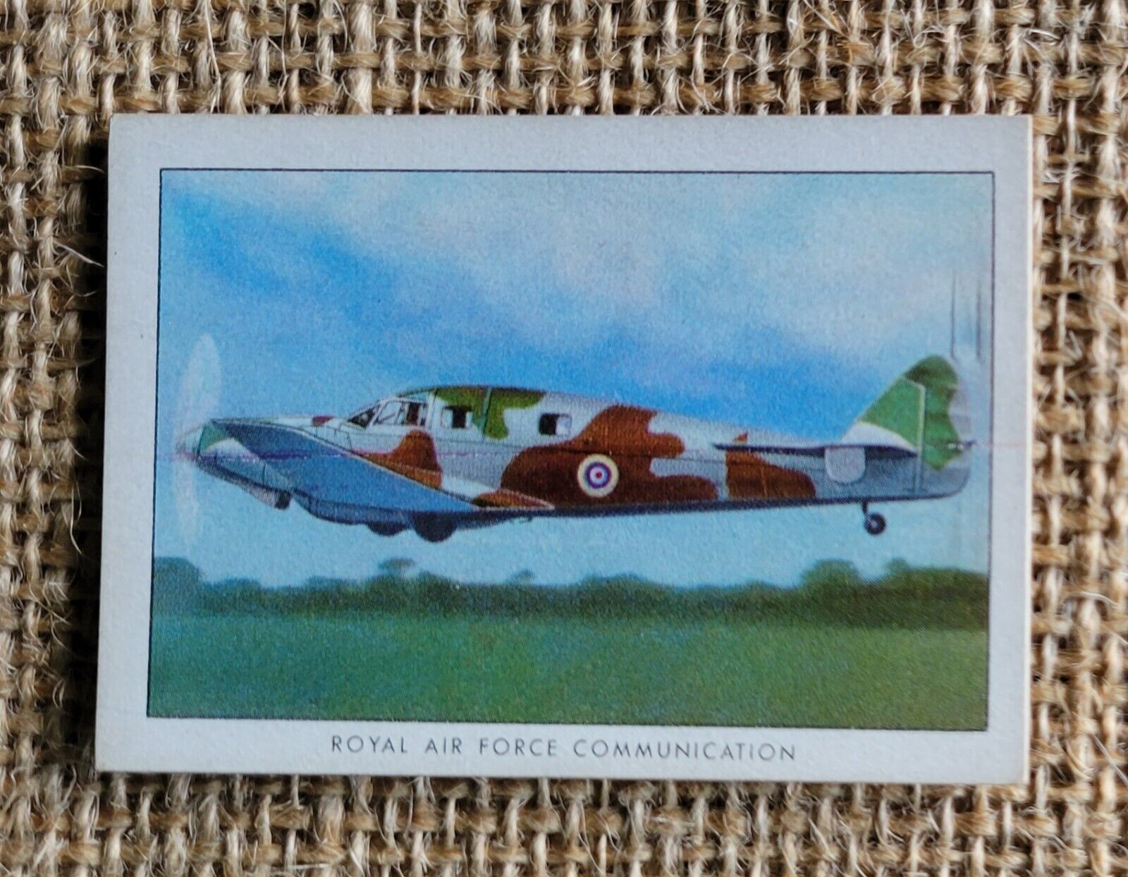 RAF de Havilland Don Commication, Wings Cigarettes Trading Card #31 Ser. B 1941