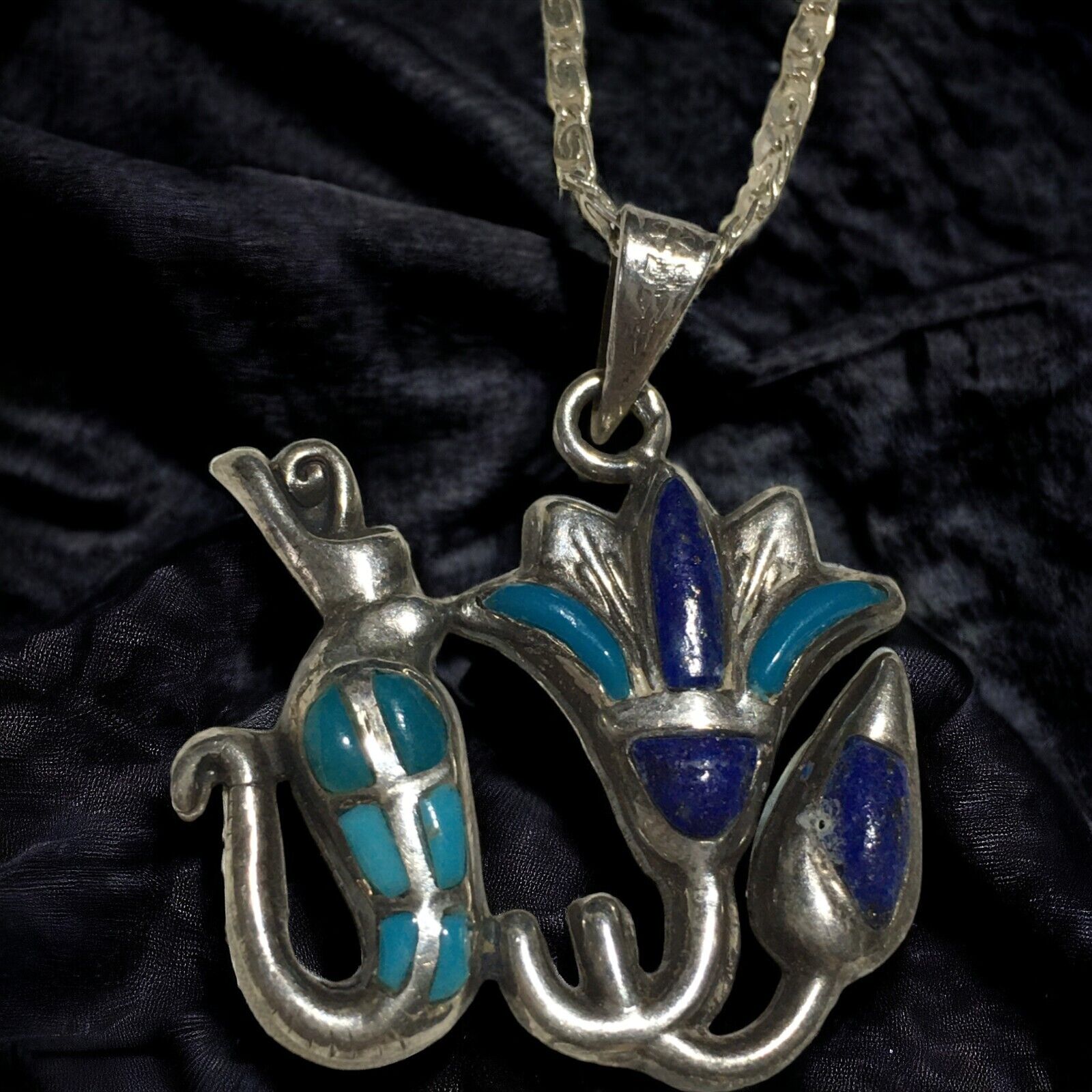 Exquisite Egyptian Lotus Flower Silver Necklace: Antique Pharaonic Jewelry