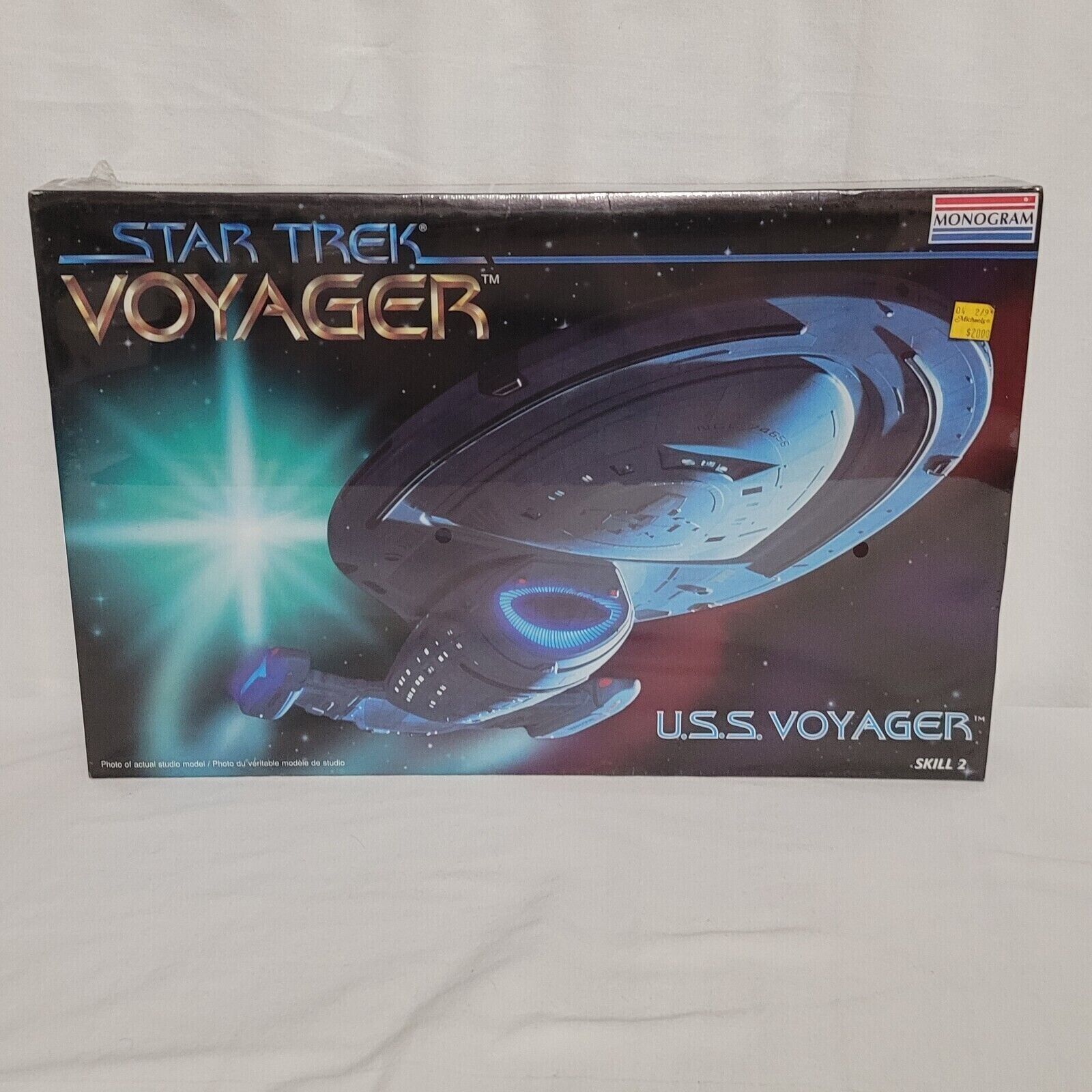 New Revell Monogram USS Voyager Space Ship Model Kit opened box parts sealed