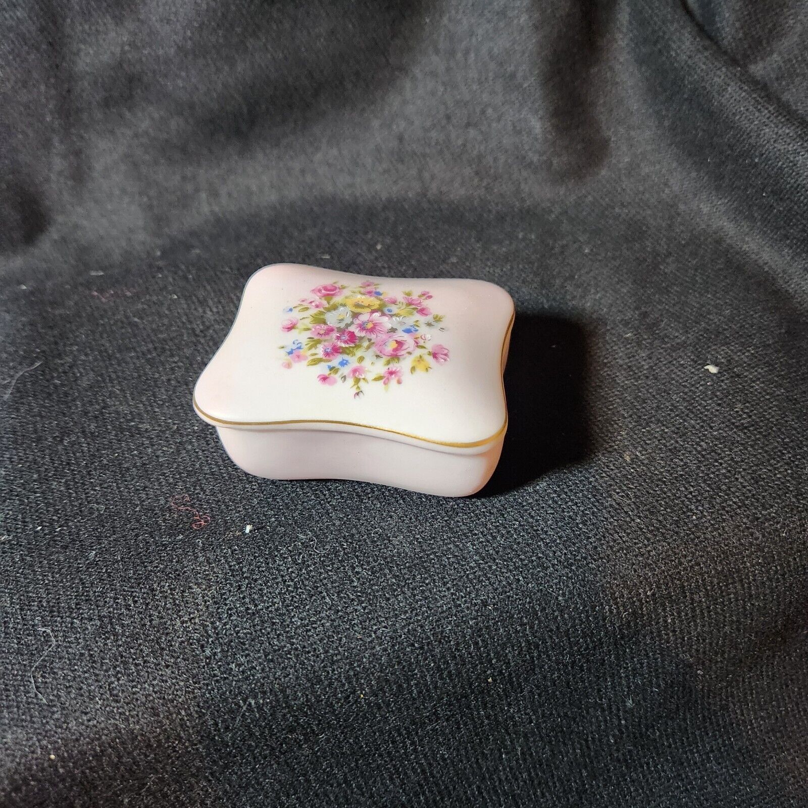 Vintage Lefton Trinket Box Pink Floral Gold Edge Cottagecore Coquette 