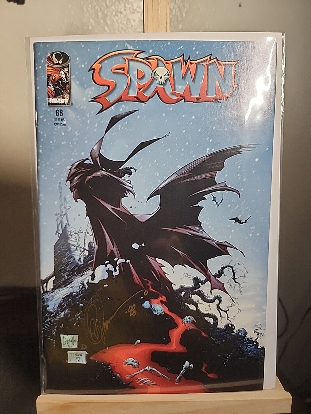 SPAWN 68 SIGNED BY GREG CAPULLO.  1997 .