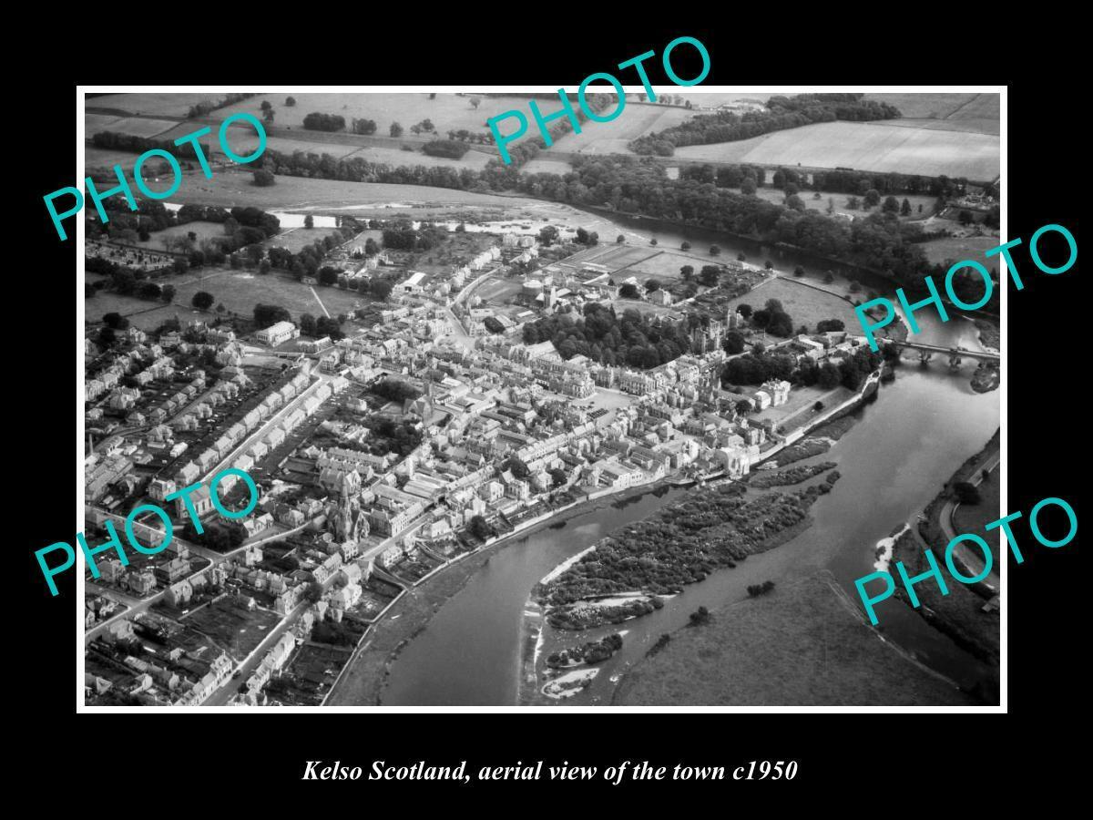 OLD 8x6 HISTORIC PHOTO OF KELSO SCOTLAND AERIAL VIEW OF THE TOWN c1950 2