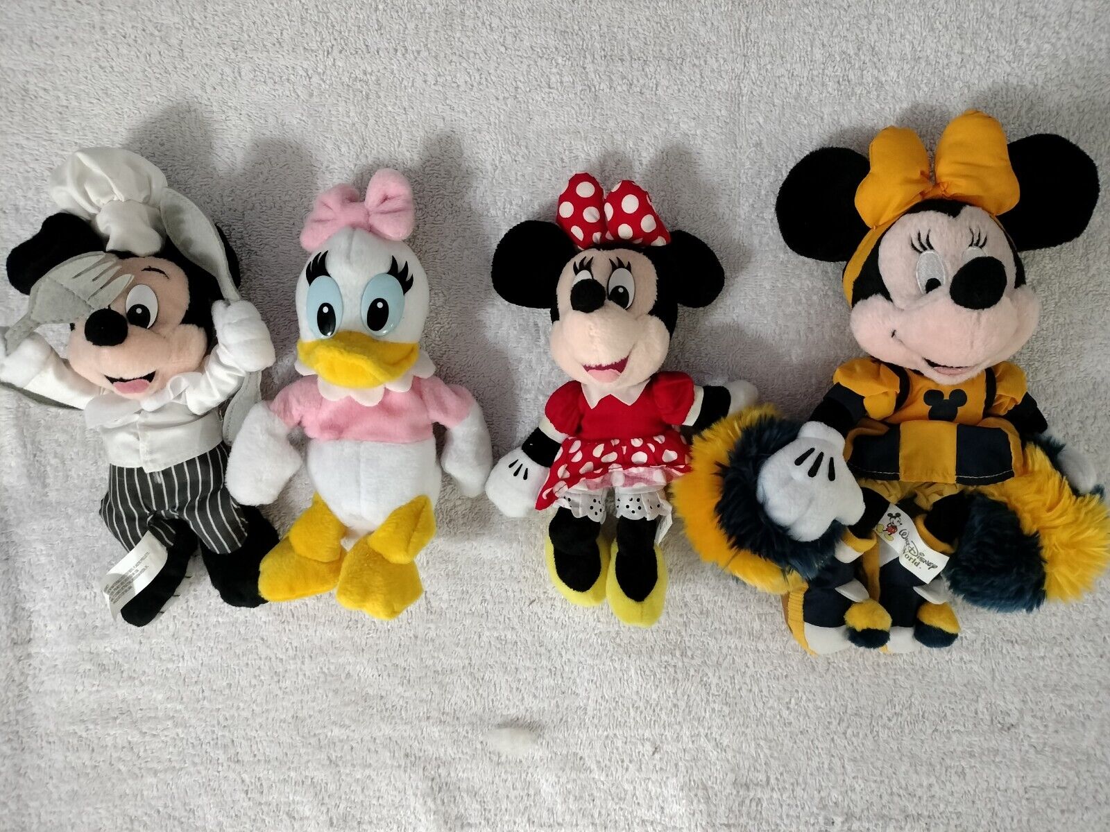 Lot Of 4 Vintage Walt Disney World FL Plush Stuffed Toy Minnie Mickey Daisy Duck