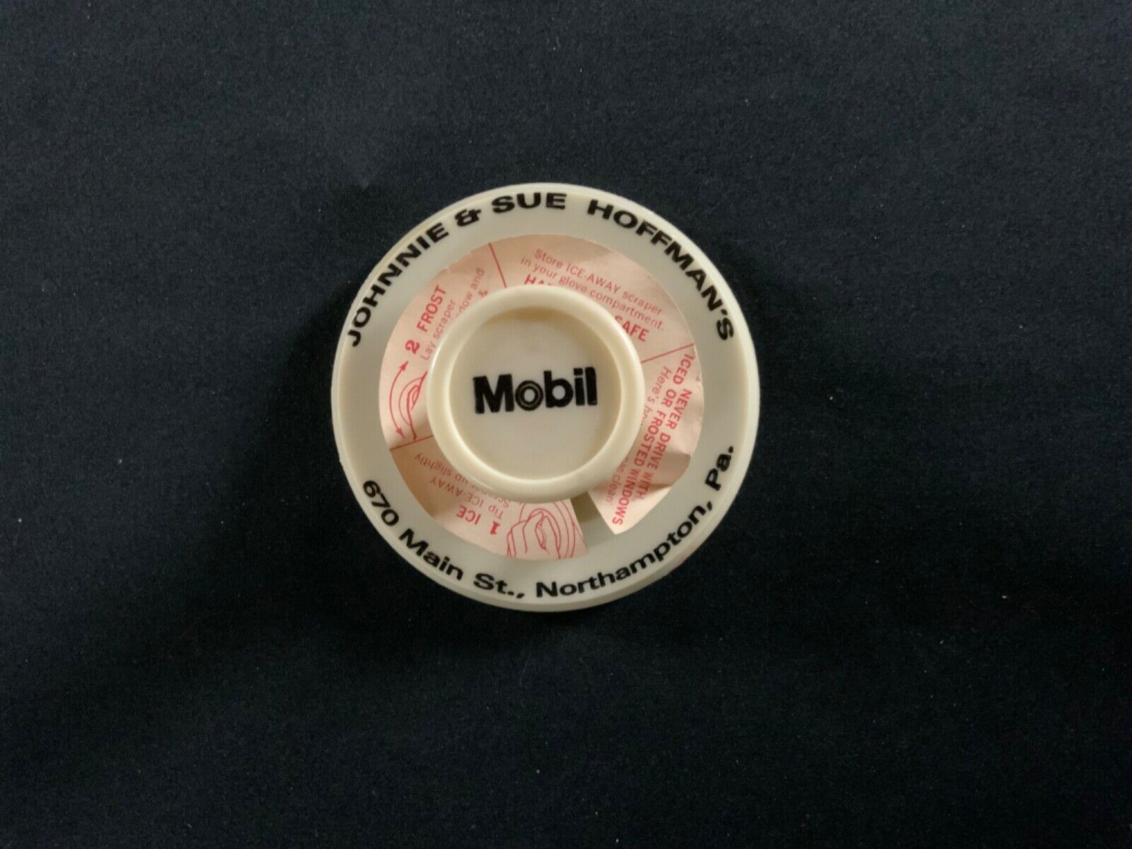 Vintage Mobil Gas Station ICE SCRAPER RARE ROUND WITH INSTRUCTIONS STICKERS WOW