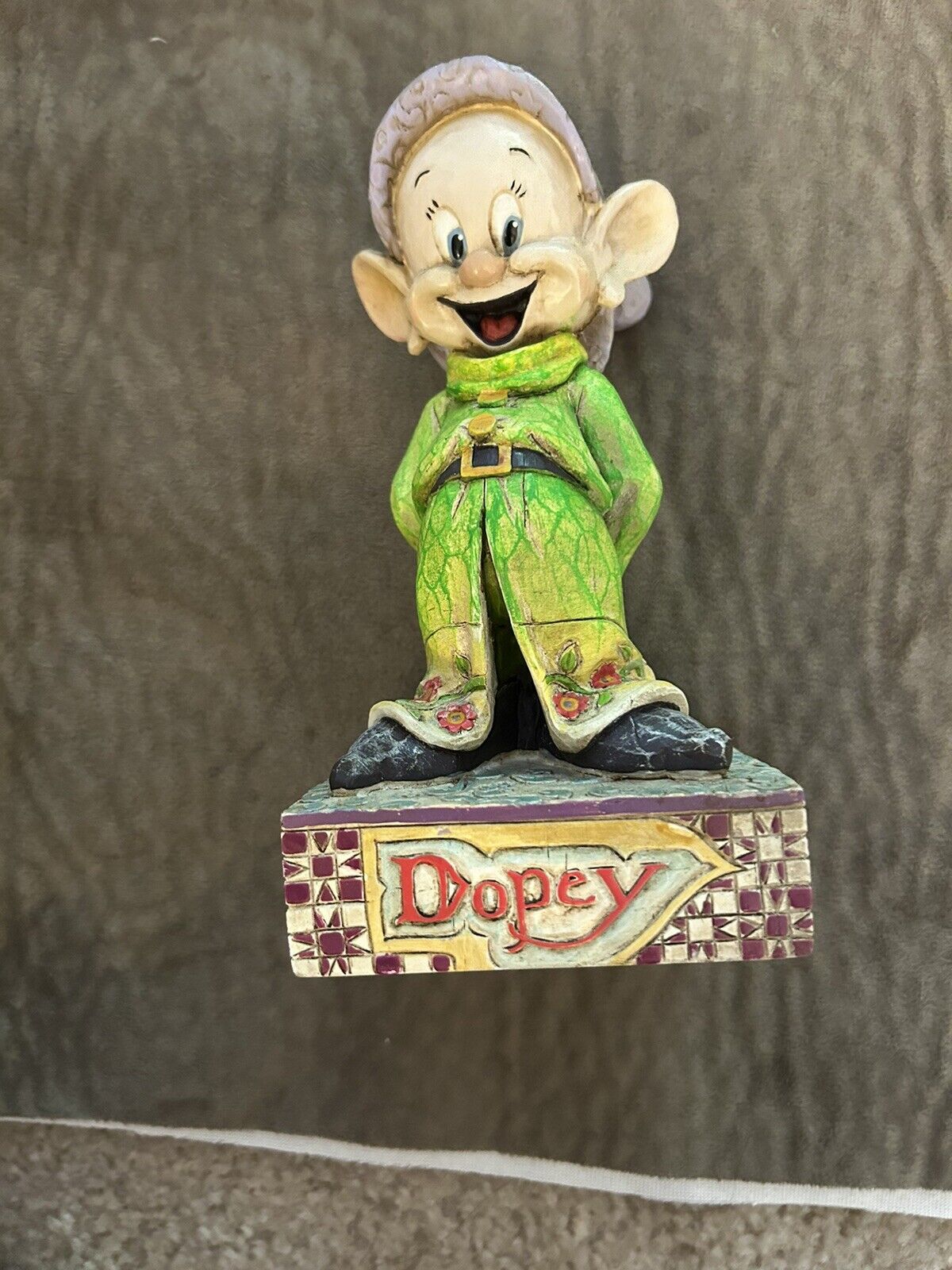 Jim Shore Disney Traditions Dopey “Simply adorable” 7” Tall