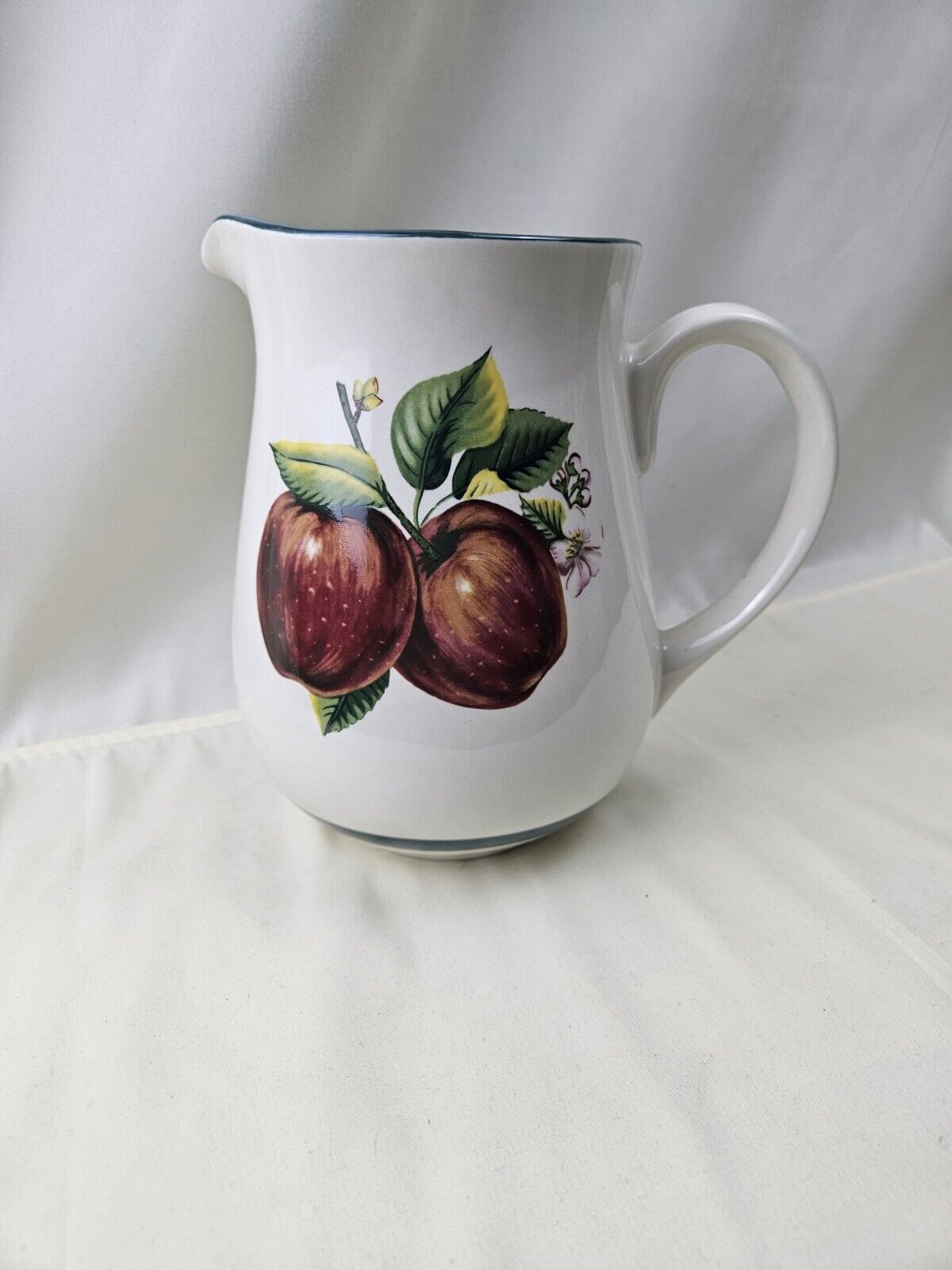 China Pearl Casuals Apple 8in Pitcher Juice/Milk 