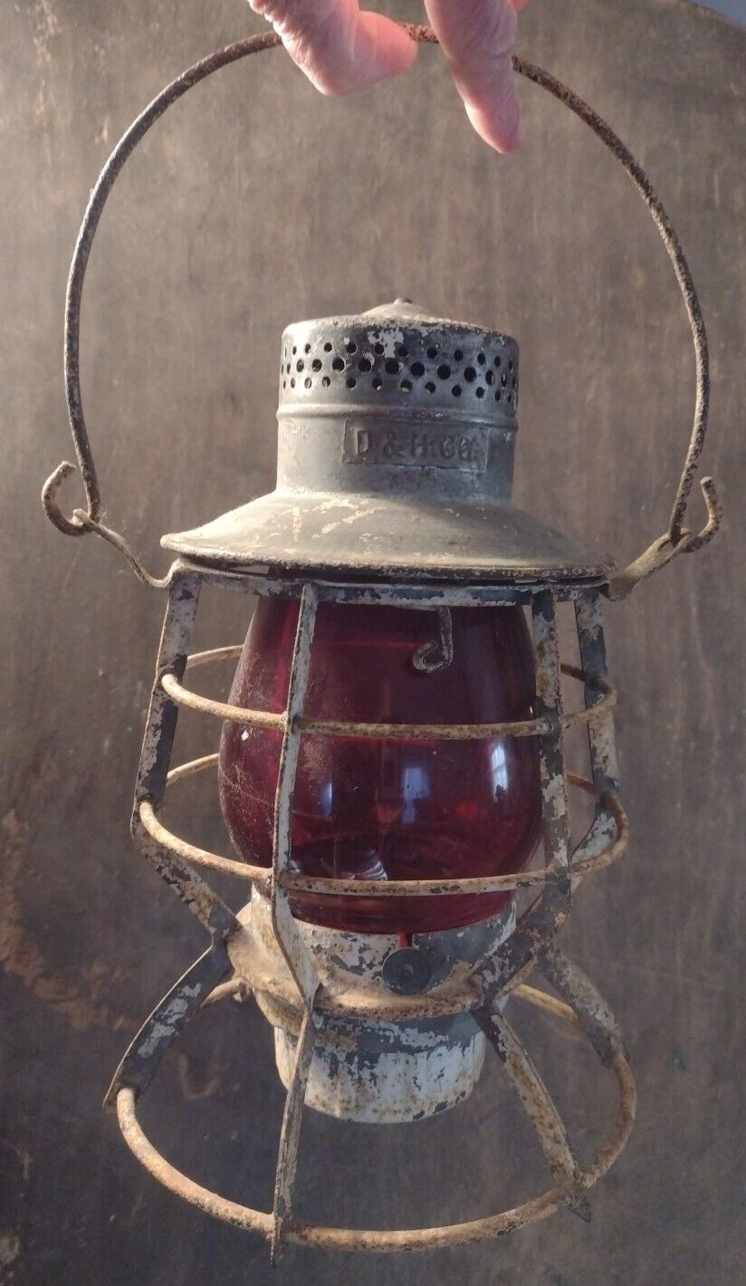 Antique Dressel Manufacturing Corp. -  D&H Red Glass Chimney Railroad Lantern