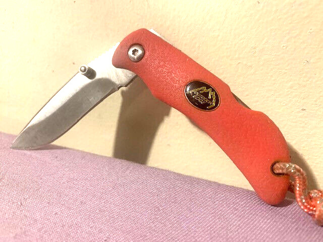 Outdoor Edge SwingBlaze Orange Lockback Folding Pocket Knife W/Lanyard-Excellent