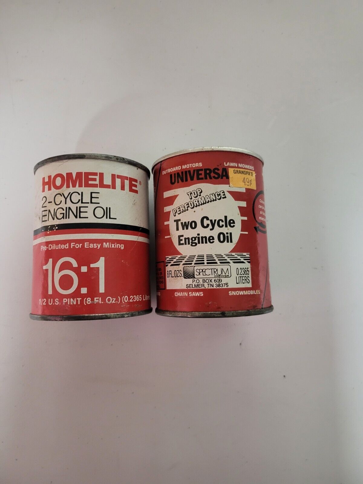 2 UNOPENED VINTAGE TWO CYCLE ENGINE OIL CANS TOP PERFORMANCE & HOMELITE