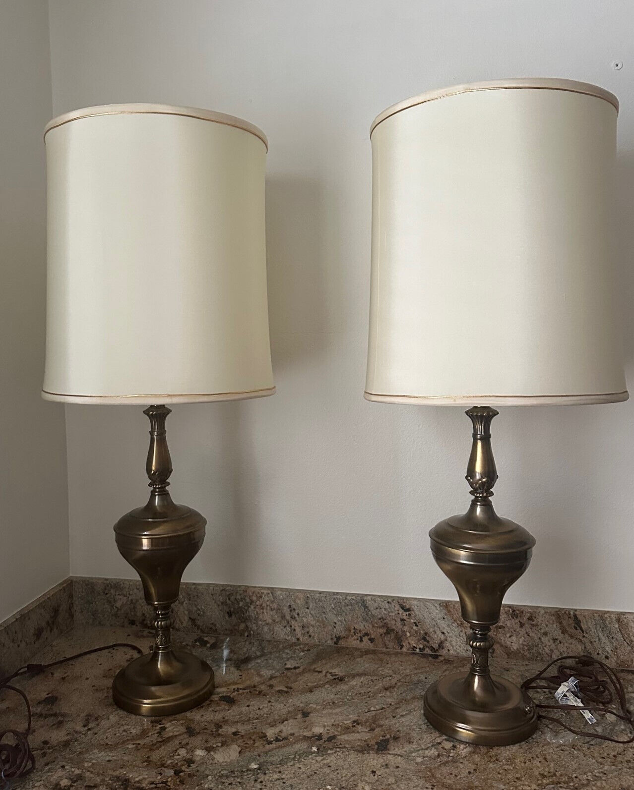 Pair of 2 Vintage REMBRANDT Masterpiece Brass Table Lamps w Original Shades