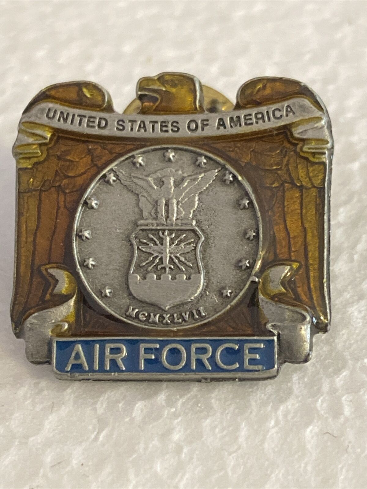 VINTAGE ORIGINAL 1947 US AIR FORCE AMERICAN LEGION ENAMEL PIN