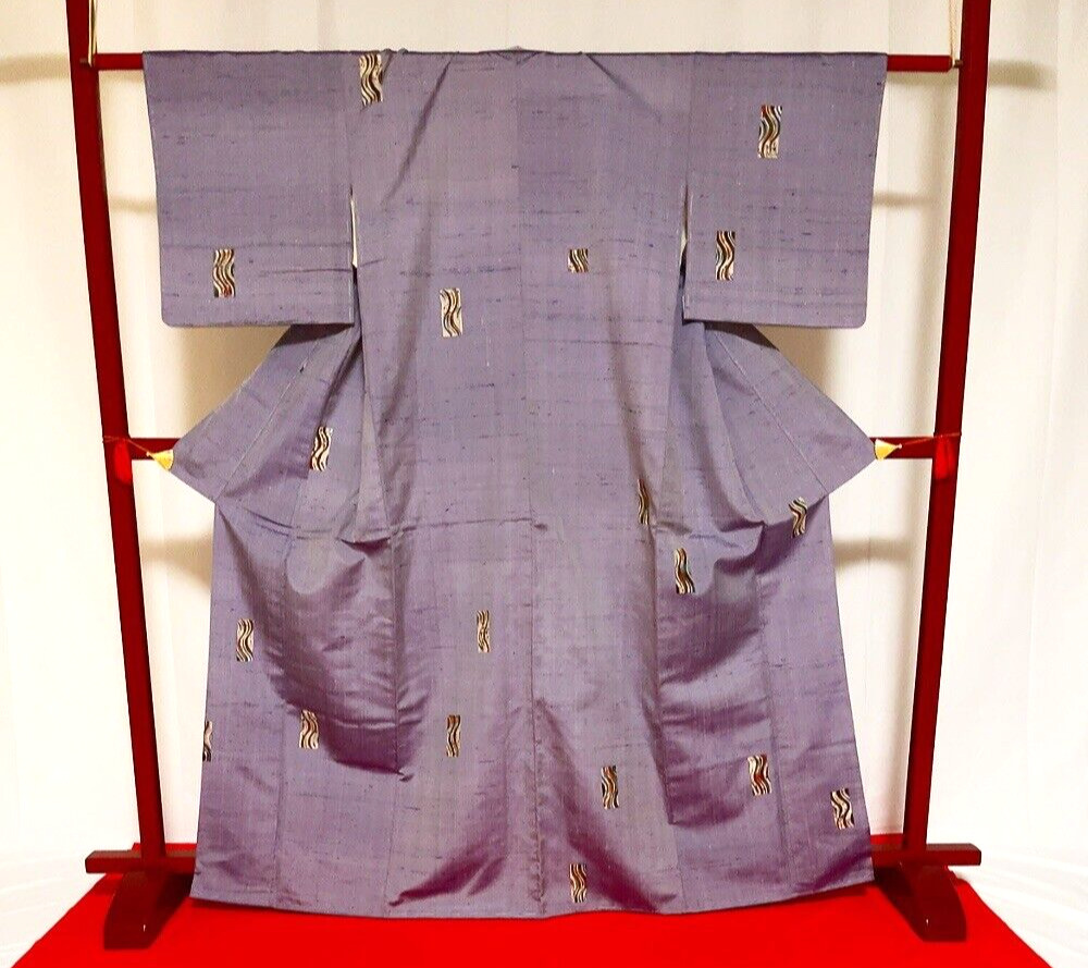 Japanese Kimono “Tsumugi” Pure Silk/Oshima Tsumugi/Traditional/Purple/History