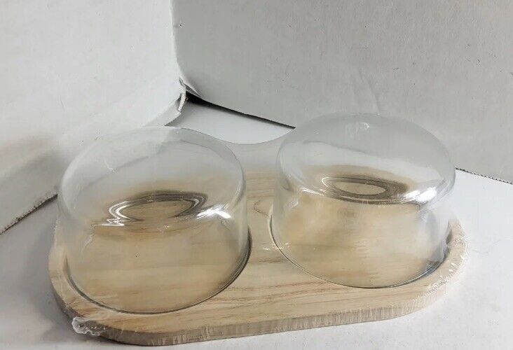 Target HORIZON  Cloche Board Tray with 2 Glass Dome Lids