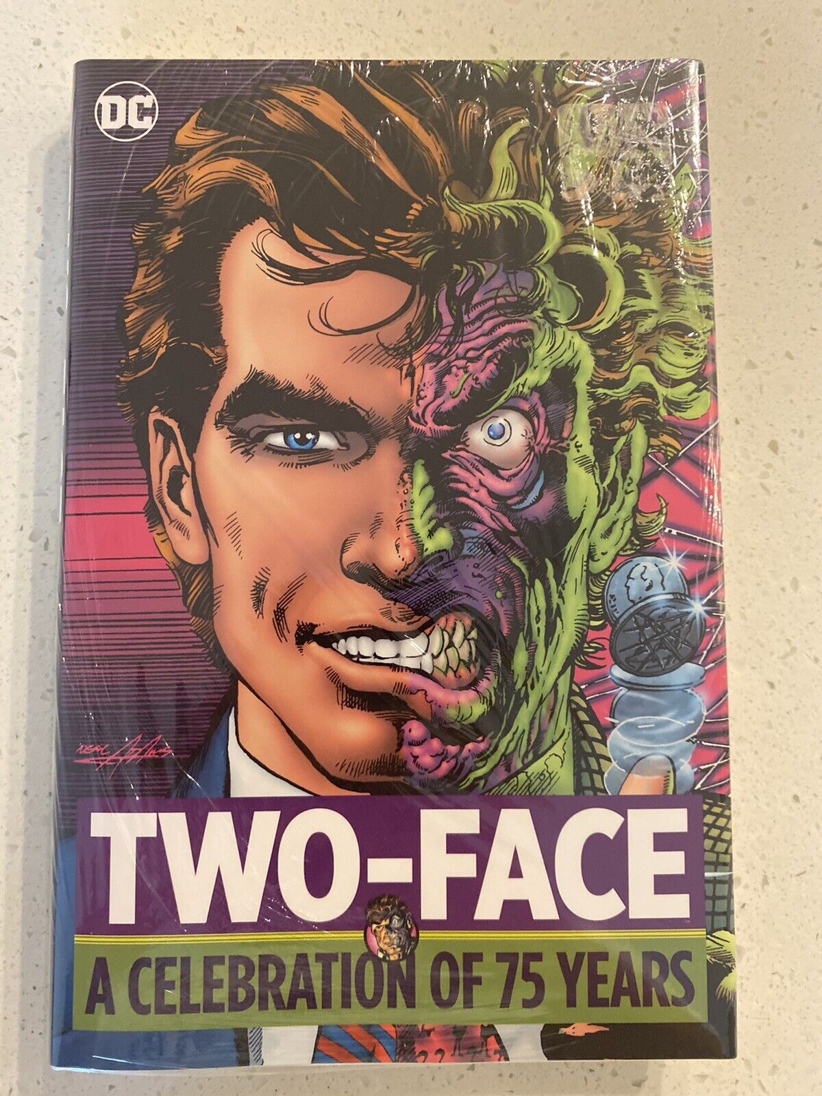 TWO FACE A CELEBRATION OF 75 YEARS Harcover in Shrink Wrap BATMAN DC