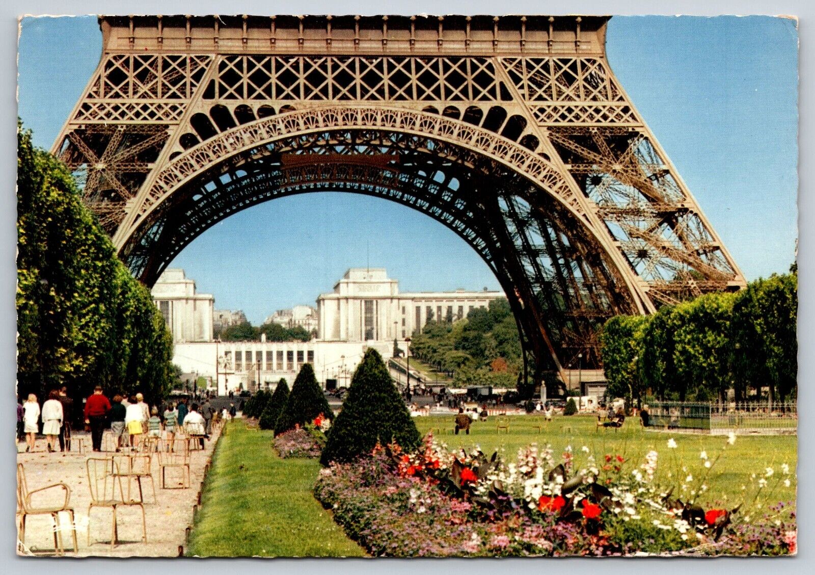 Postcard France Paris Eiffel Tower c1970  2L