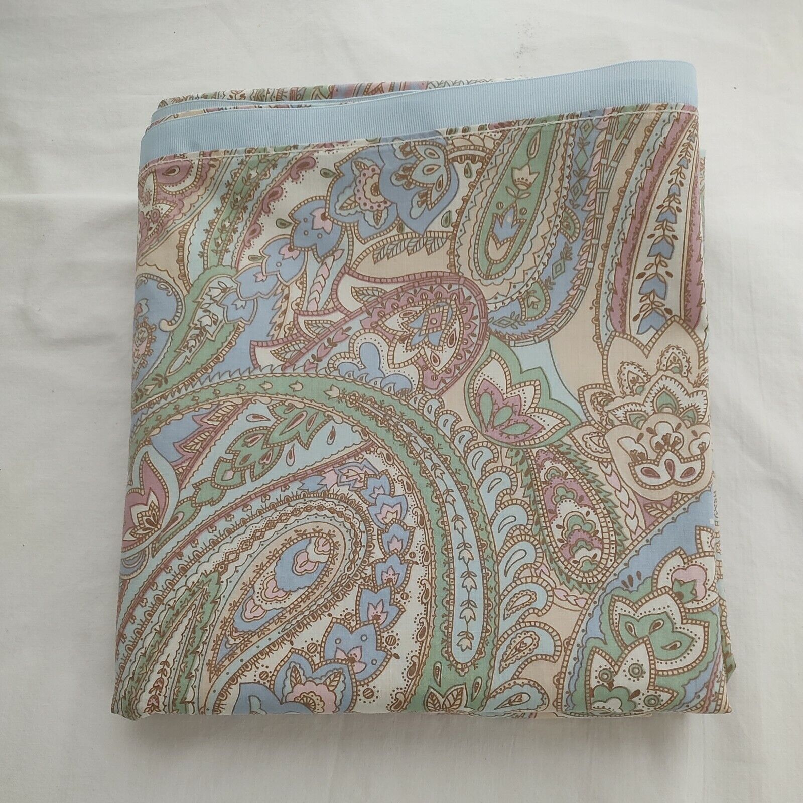 Vintage Springmaid Pastel Paisley Print Ribbon Hem double Size flat sheet 