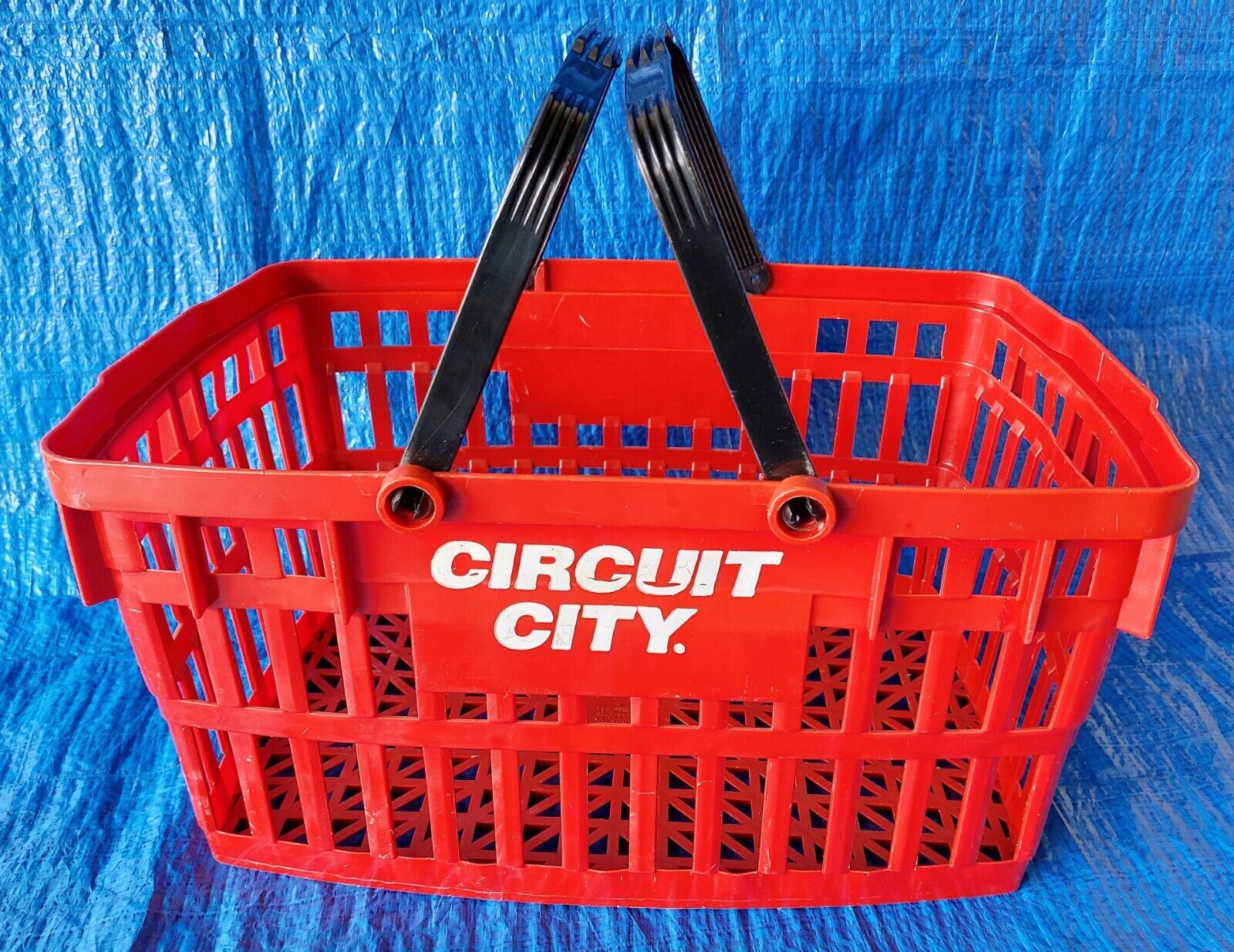 Circuit City Red Plastic Shopping Basket Defunct Retail 90\'s VERY RARE AUTHENTIC