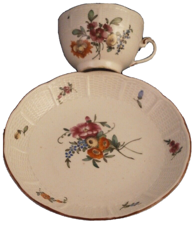 Antique 18thC Ludwigsburg Porcelain Floral Cup & Saucer Scene Porzellan Tasse