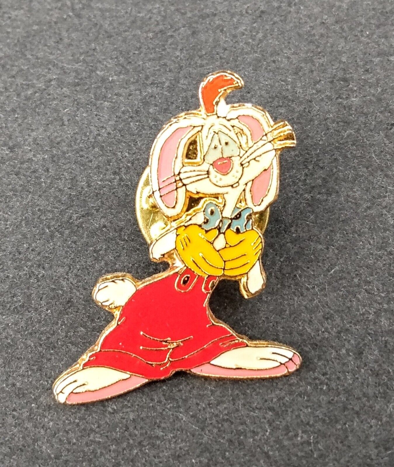 Vintage 1987 Amblin Disney Who Framed Roger Rabbit Lapel Trading Pin 