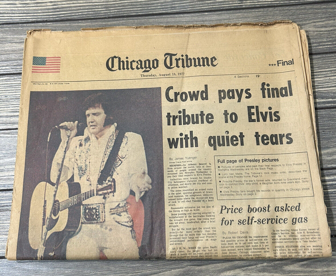 Vintage August 18 1977 Chicago Tribune Newspaper Crowd Pays Final Tribute Elvis