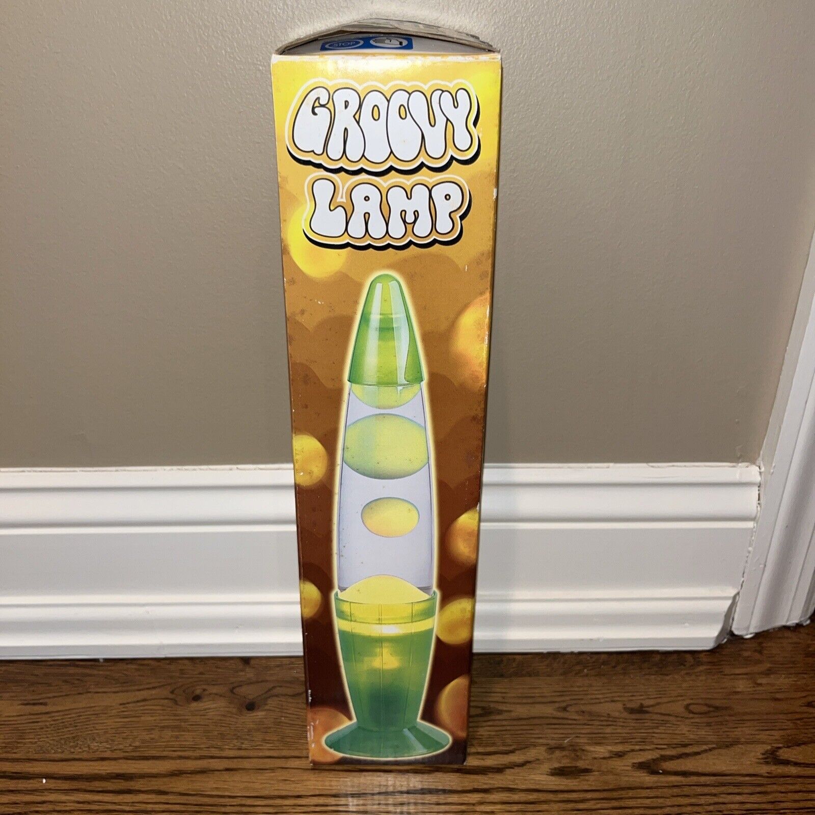 Groovy Decorative Lamp GREEN NEW Rocket Style Lava Lamp Relaxing Light